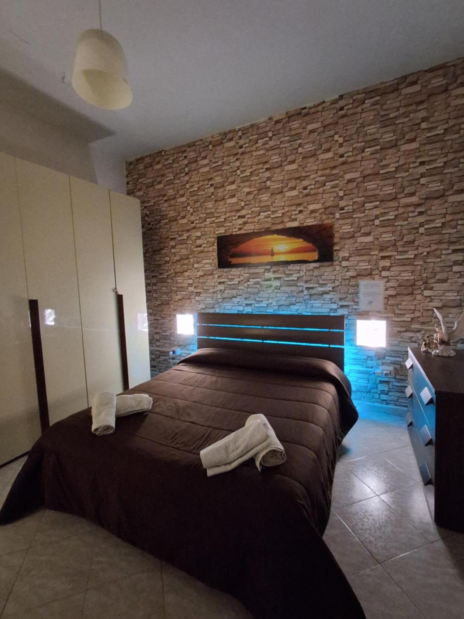 Monfenera Apartment 3 - Palermo — Photos 1